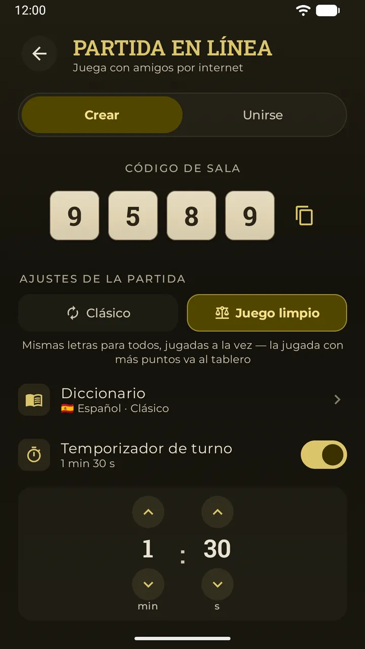 La sala en línea de Erudo: un código de sala de 4 dígitos mostrado con fichas, Juego limpio seleccionado y un temporizador de turno