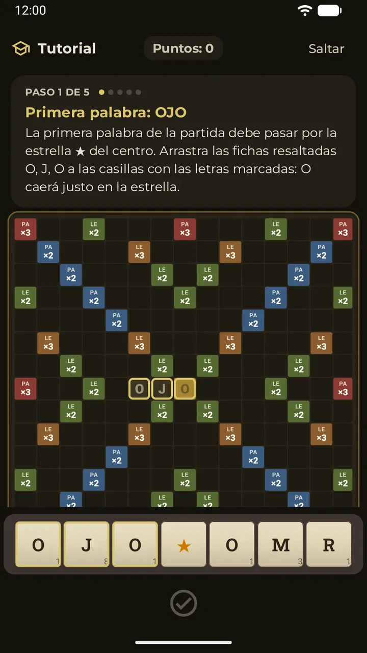 El tutorial interactivo que guía la primera jugada en el tablero